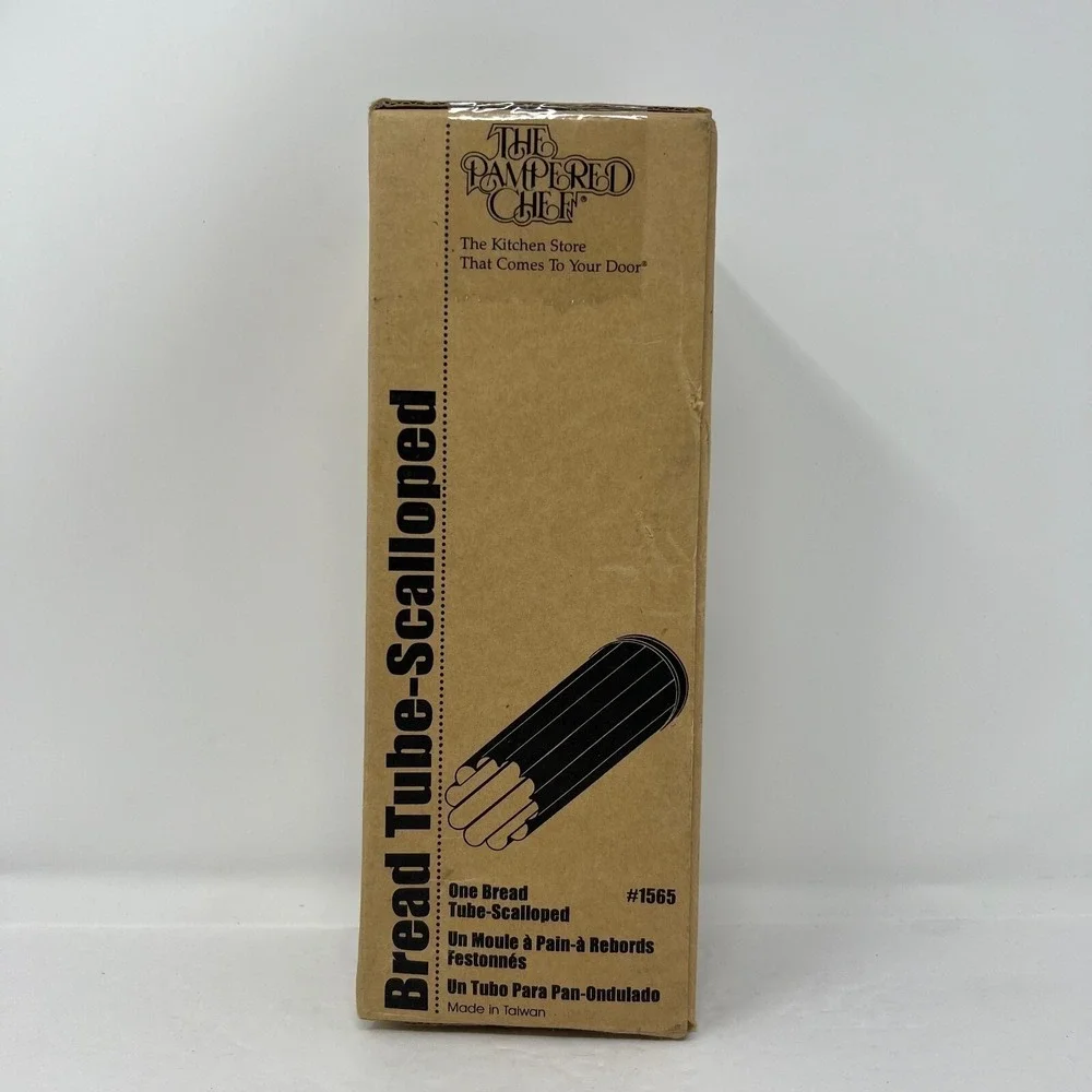 Pampered Chef 9 Inch Scalloped Bread Tube #1565 Metal Baking Tube Recipes